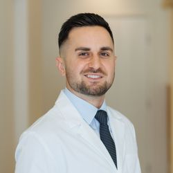Armen Joseph Pezeshkian, DDS