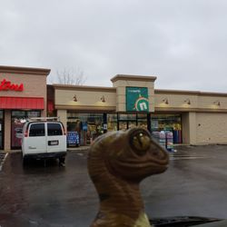 Truenorth - Bob the Raptor says "Mammals come here to get snacks and stuff!"