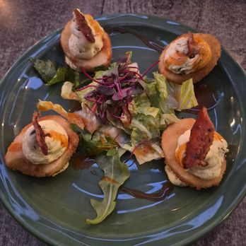 Fixins Soul Kitchen - Soul Food Near Me - Sacramento, California