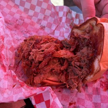 Steele Barrel BBQ Company - Pulled Pork Sandwich - Food Trucks Near Me - Yelm, Washington