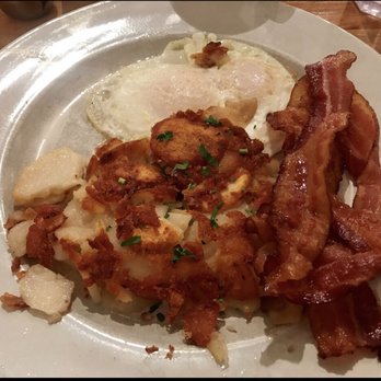 Iron Rooster - Cocktail Bars Near Me - Annapolis, Maryland