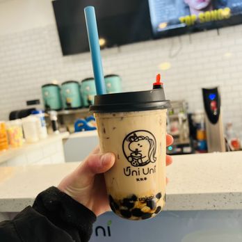 Uni Uni Bubble Tea - Lincoln Park - Uni Signature Milk Tea (small) with tapioca pearls added - Bubble Tea Near Me - Chicago, Illinois Uni Uni Bubble Tea - Lincoln Park - Uni Signature Milk Tea (small) with tapioca pearls added - Bubble Tea Near Me - Chicago, Illinois