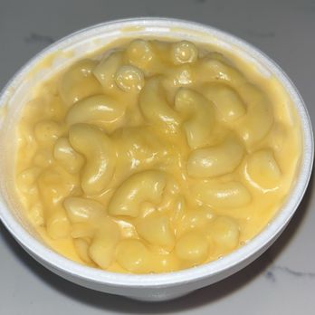 Wing Snob - Mac n cheese plain: 3/10 - Chicken Wings Near Me - Lansing, Michigan Wing Snob - Mac n cheese plain: 3/10 - Chicken Wings Near Me - Lansing, Michigan