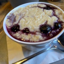 Walther's Twin Tavern - Cup Oatmeal with blueberries