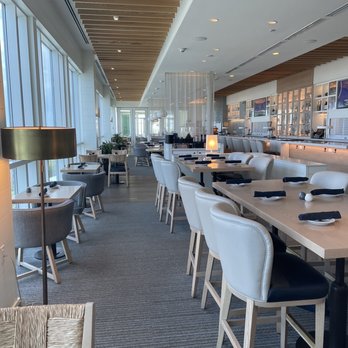 Drift Kitchen & Bar - Lido Beach Resort - Main dining room - Seafood Near Me - Sarasota, Florida
