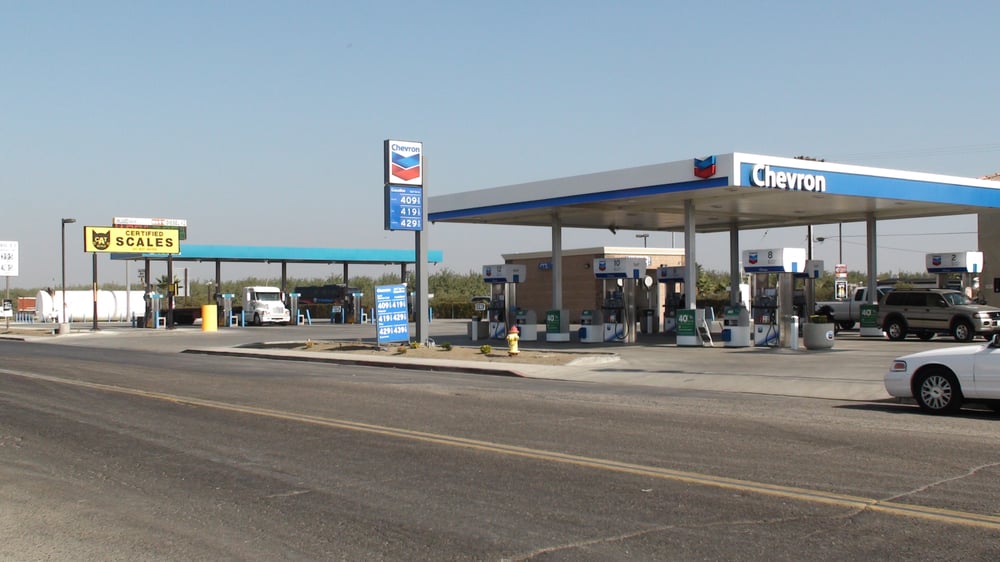 BIG B’S TRAVEL CENTER Updated October 2024 18 Photos & 20 Reviews