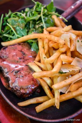 Meet in Paris French Bistro by null