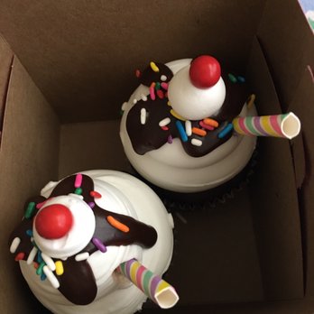 Sweet Bakery Creations - This is the sundae cupcake!  So cute and yummy! - Bakeries Near Me - Maryville, Illinois