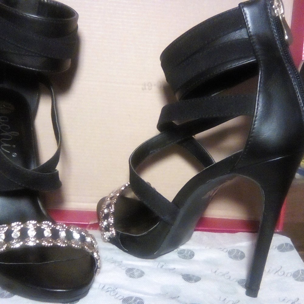 Lizzy's Shoes - Another great pair of heels. - Shoe Stores Near Me - Dearborn, Michigan