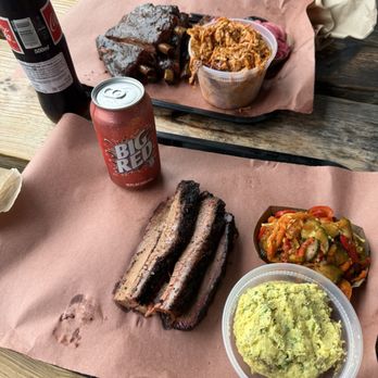la Barbecue - Barbeque Near Me - Austin, Texas