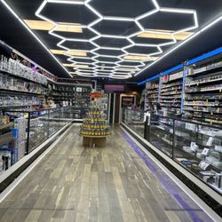 Smokeville Smoke Shop