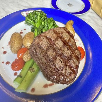 The Carriage House - Wine Bars Near Me - Darrow, Louisiana