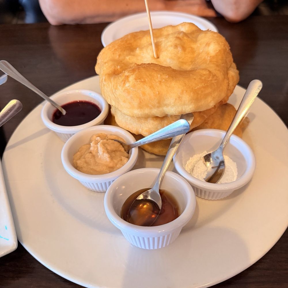 The Frybread Lounge - Fry bread Flight - Lounges Near Me - Scottsdale, Arizona