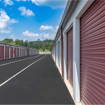 Extra Space Storage - Exterior Units - Extra Space Storage at 1775 Eden Park Dr, Hamilton, OH 45013 - Self Storage Near Me - Hamilton, Ohio
