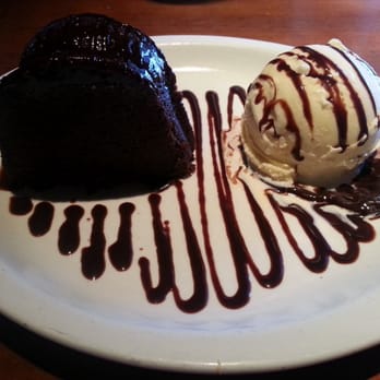 J. Alexander's - Chocolate cake - not good.  Ugly presentation. - New American Near Me - Peachtree Corners, Georgia