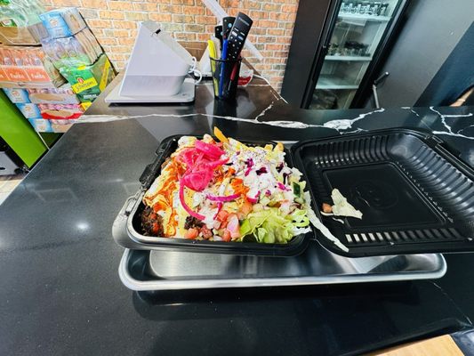 HALAL CHICKEN-N-CHAPLI by null