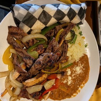 The Patio Drafthouse - Beef fajitas - Beer Bar Near Me - Midland, Texas
