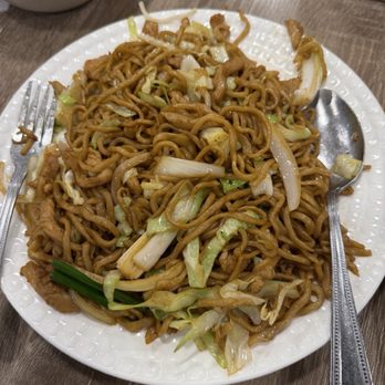 Dumpling Kitchen - Shanghai-Style Chow Mein w/ pork - Chinese Near Me - San Francisco, California