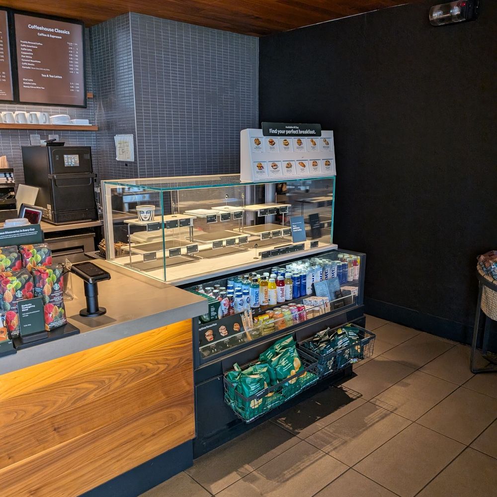 Starbucks - No baked goods - Coffee & Tea Near Me - Mississauga, Ontario