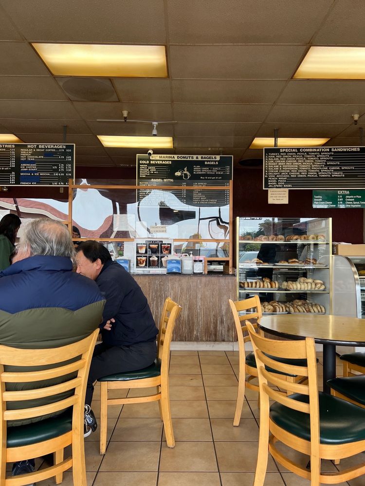 MARINA DONUTS & BAGELS Updated October 2024 237 Photos & 401