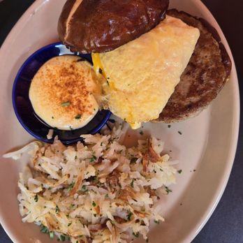 Snooze, an A.M. Eatery - Sandwich I Am - Breakfast & Brunch Near Me - Tustin, California