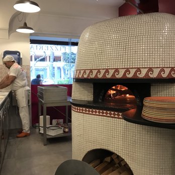 Trianon - Pizza Near Me - Sorrento, NA