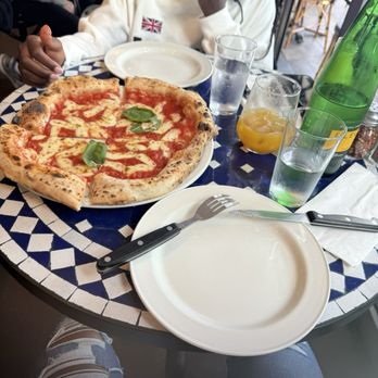 Franco Manca - Margarita - Pizza Near Me - London, XGL