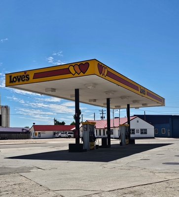 Love's Country Store