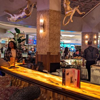 Lapa Lounge - Lounges Near Me - Las Vegas, Nevada