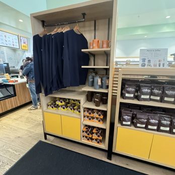 Philz Coffee - Merch - Coffee & Tea Near Me - Emeryville, California