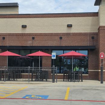 Chick-fil-A - Patio seating - Fast Food Near Me - Austin, Texas