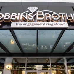 Robbins Brothers Fine Jewelers - The new Robbins Brothers Bellevue! Now located at 33 Bellevue Way NE inside of the Venn building. 425.635.7464