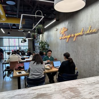 Kaffee Bohnen - Coffee & Tea Near Me - Los Angeles, California