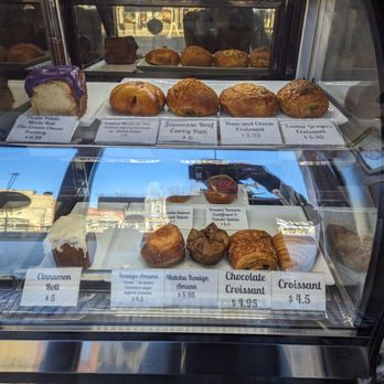 Saku Saku Flakerie - Pastry display - Bakeries Near Me - Washington, DC, District of Columbia
