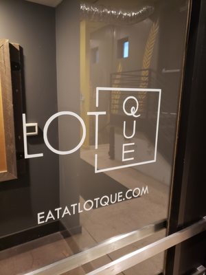 Lot Que by null