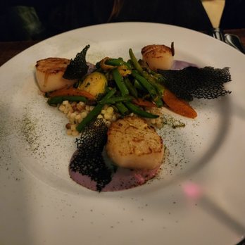 Compagnon Wine Bistro - Scallops - French Near Me - San Pedro, California Compagnon Wine Bistro - Scallops - French Near Me - San Pedro, California