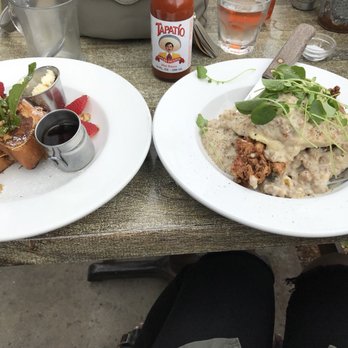 Cody's La Jolla - Fried Chicken and Biscuits & a 1/2 order of French Toast - Breakfast & Brunch Near Me - La Jolla, California