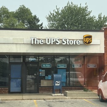 The UPS Store - Front of store - Printing Services Near Me - Schaumburg, Illinois The UPS Store - Front of store - Printing Services Near Me - Schaumburg, Illinois