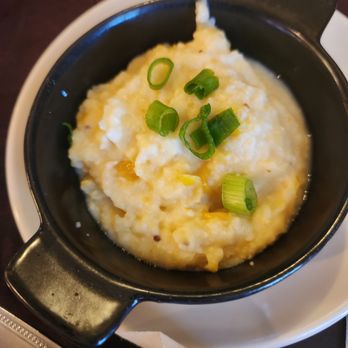 Doe's Eat Place - Side : corn grits - Steakhouses Near Me - Baton Rouge, Louisiana