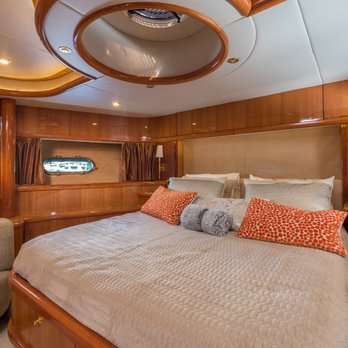 Sunburst Yacht Charters - Boat Charters Near Me - Tampa, Florida Sunburst Yacht Charters - Boat Charters Near Me - Tampa, Florida