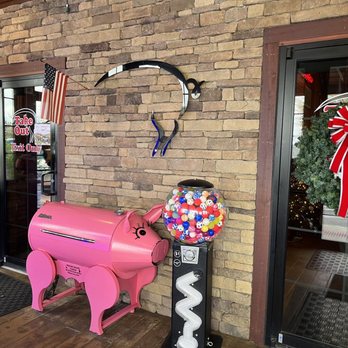 Smok'n Pig BBQ - Foyer - Barbeque Near Me - Valdosta, Georgia Smok'n Pig BBQ - Foyer - Barbeque Near Me - Valdosta, Georgia