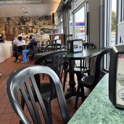 Gilles Frozen Custard Drive-In - Inside seating