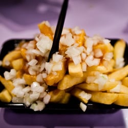 Cafetaria Charly 't Fort - Frys, Curry and Onions