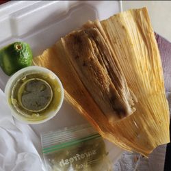 Mexican style chicken tamale