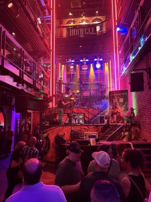 Honky Tonk Central by null