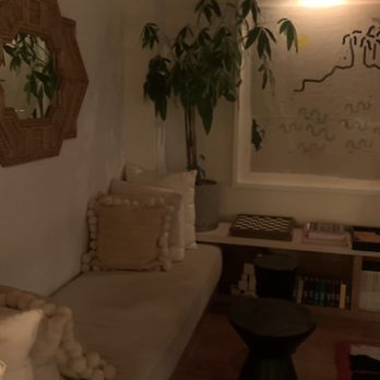 Hotel Joaquin - lobby/living area at night - Hotels Near Me - Laguna Beach, California