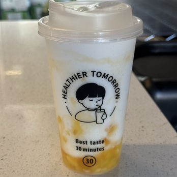 Hey Yogurt - Pineapple fruit yogurt smoothie - Ice Cream & Frozen Yogurt Near Me - San Mateo, California