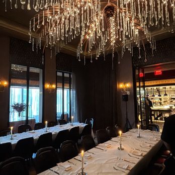 Maple & Ash - Steakhouses Near Me - Miami, Florida