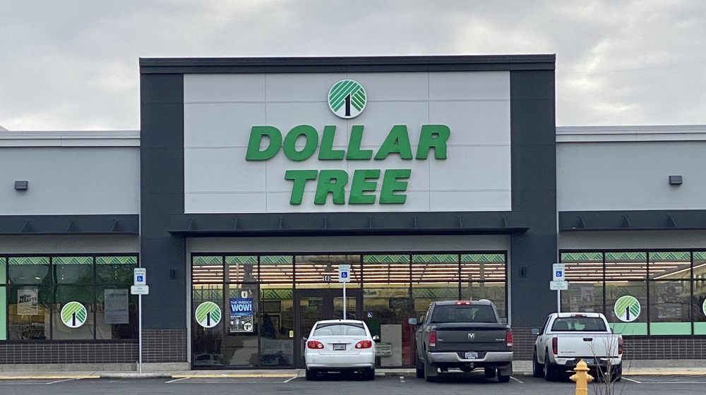 DOLLAR TREE Updated June 2024 140 Leroy Ave, Molalla, Oregon