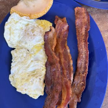 Early Bird Cafe - Bacon cooked to perfection great flavor - American Near Me - Pine, Arizona Early Bird Cafe - Bacon cooked to perfection great flavor - American Near Me - Pine, Arizona